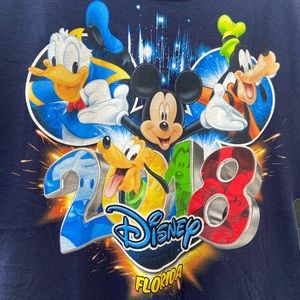 ❌SOLD❌ 🏰 NWT 2018 Walt Disney World Magical Shirt! 17.5x28